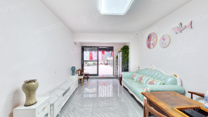 万达广场铂邸二手房实景图