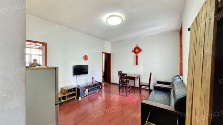 赫山新村二手房实景图