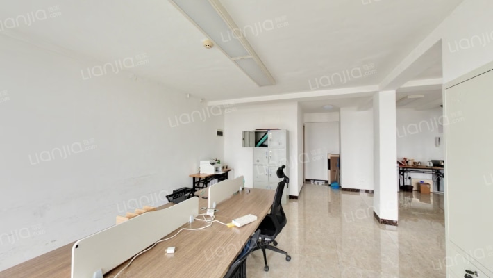 富力中心二手房实景图