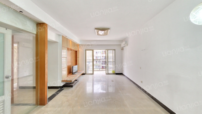 宏润巴塞阳光二手房实景图