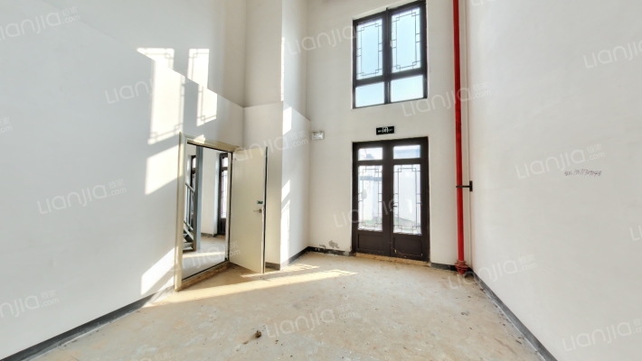 世茂龙湾国风十期二手房实景图