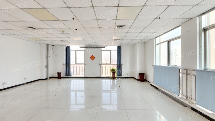 鑫明商务中心二手房实景图