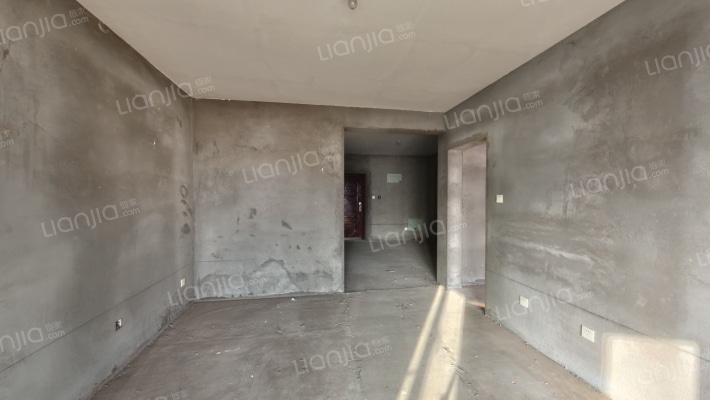 东岸尚园二手房实景图