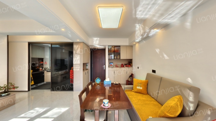 沙利港府二手房实景图