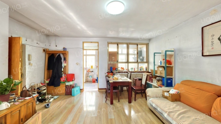 贵海花园二手房实景图