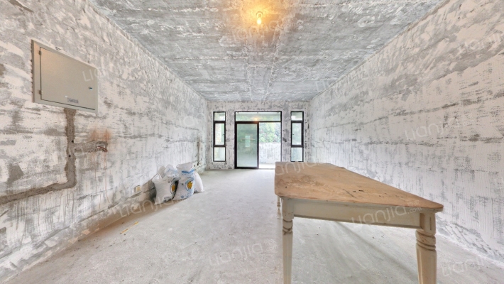 美泉纪二手房实景图