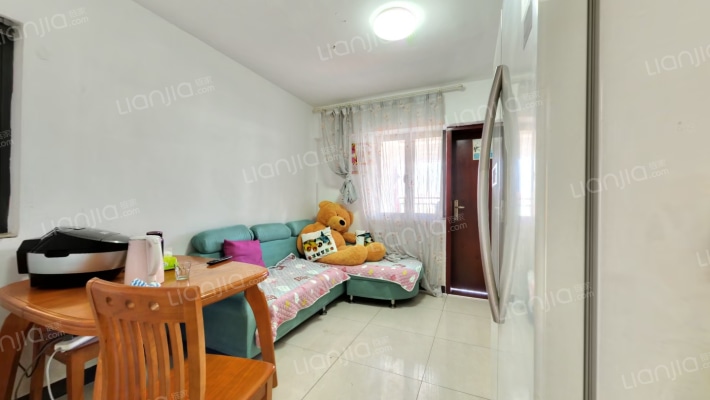 锦鸿花园二手房实景图