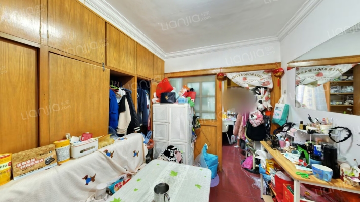 香山煤厂街26号院二手房实景图