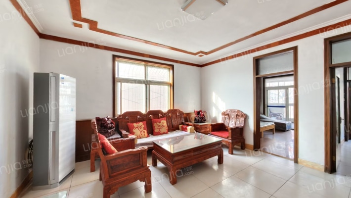 体委沿街楼宿舍二手房实景图