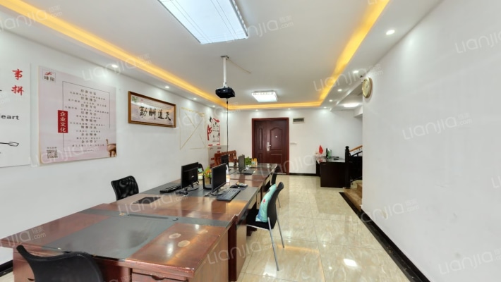 黄金堡芷苑二手房实景图