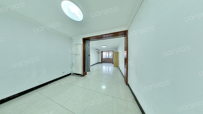 半壁街南路1号院二手房实景图