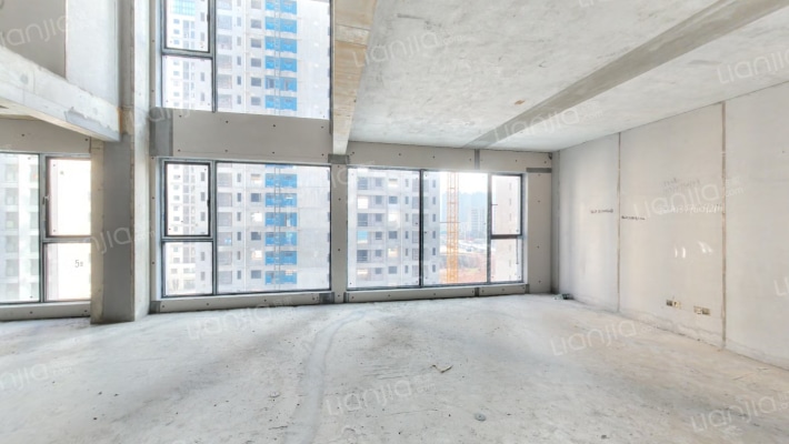 中港江来二手房实景图