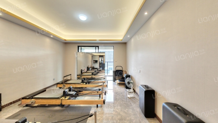 蓝绸带社区二手房实景图