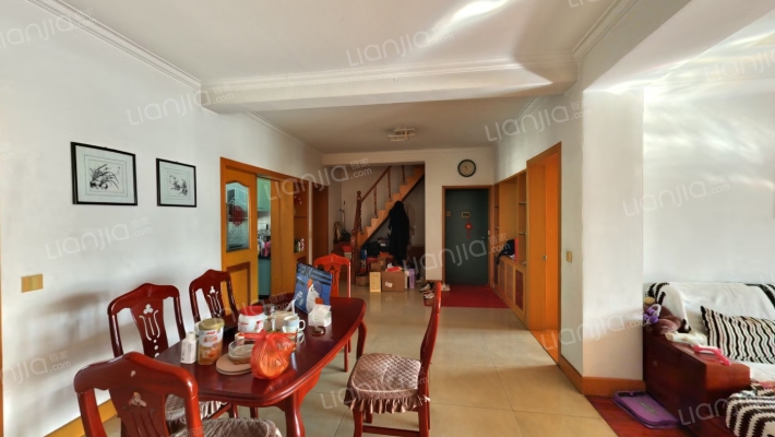 美丽花苑二手房实景图