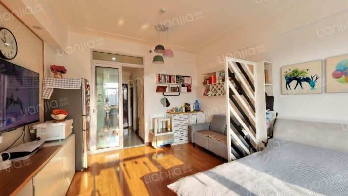 银丰晶品二手房实景图