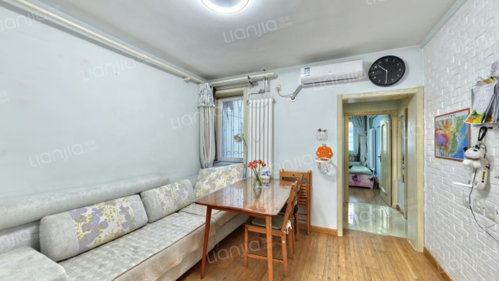 晨光小区二手房实景图