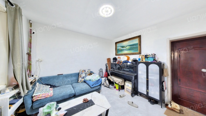 燕翔路13号二手房实景图