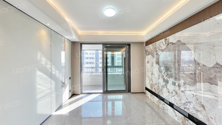 七里湖山花园二手房实景图