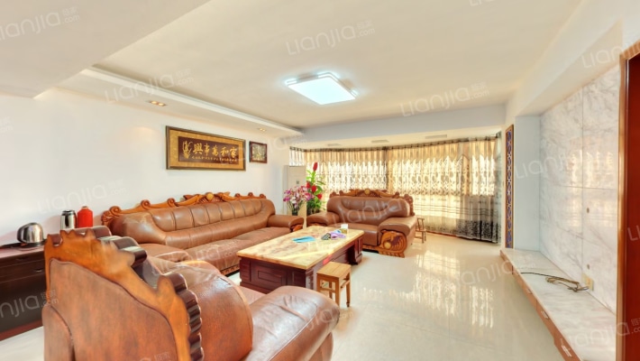 新湾商贸城二手房实景图