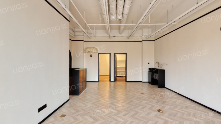 葛洲坝龙湖江宸二手房实景图