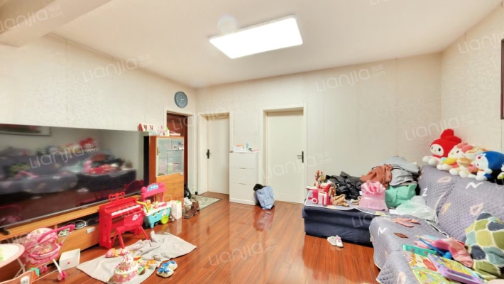 康庄路9号院二手房实景图