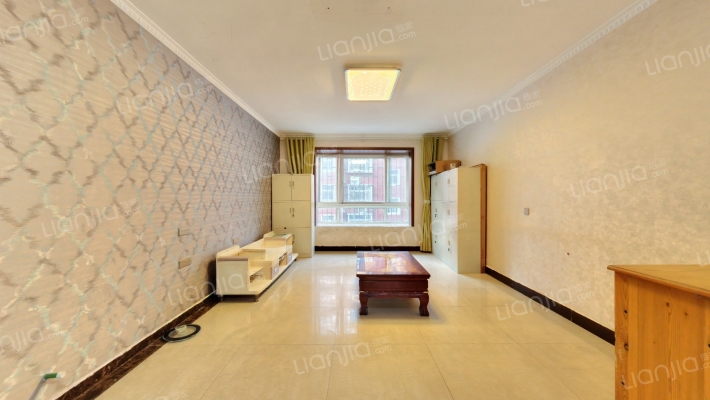 华宸美景苑二手房实景图