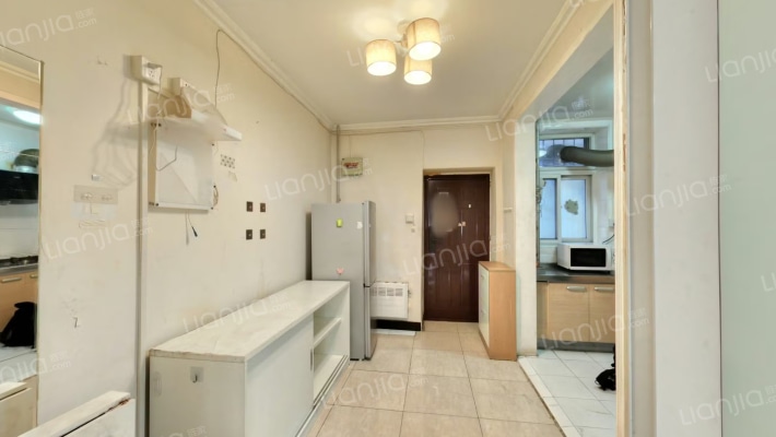 西罗园二区二手房实景图