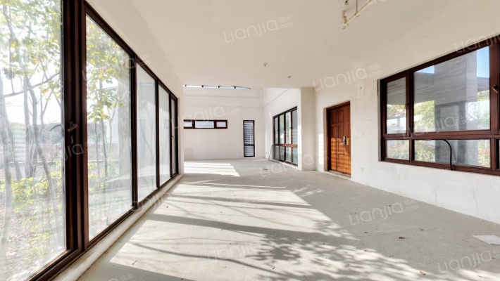 太湖高尔夫山庄二手房实景图