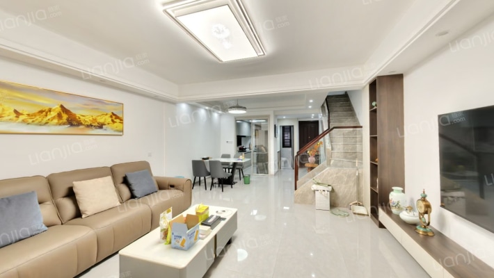 盈峰翠邸二手房实景图