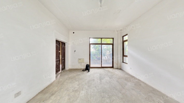 望津山别墅区二手房实景图