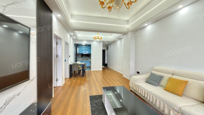 双龙大道2号附1号二手房实景图