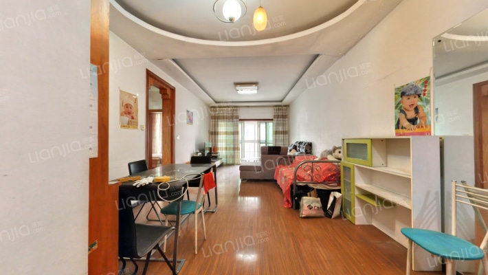 温泉花园东区二手房实景图