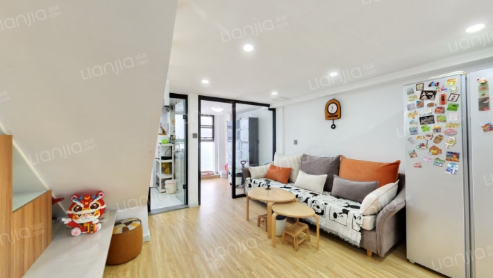 锦艺国际轻纺城二手房实景图