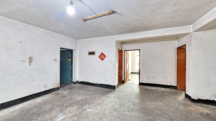 金利苑二手房实景图