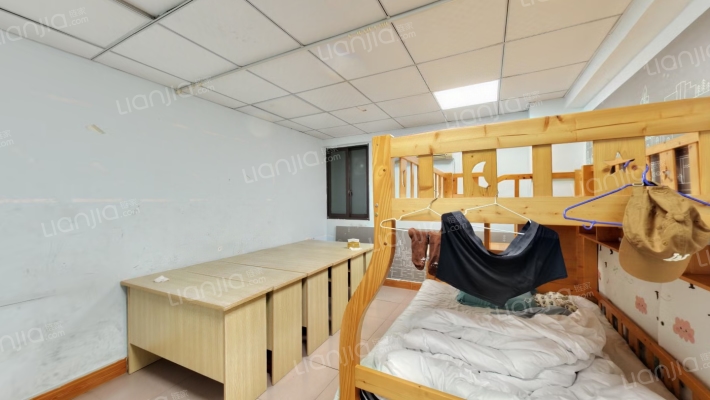 西郊大厦二手房实景图