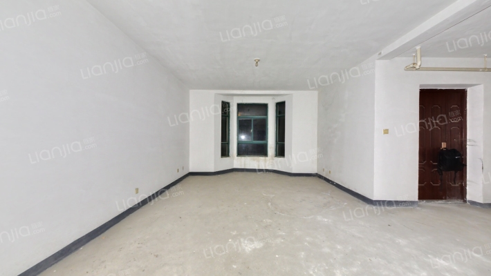 时光小镇二手房实景图