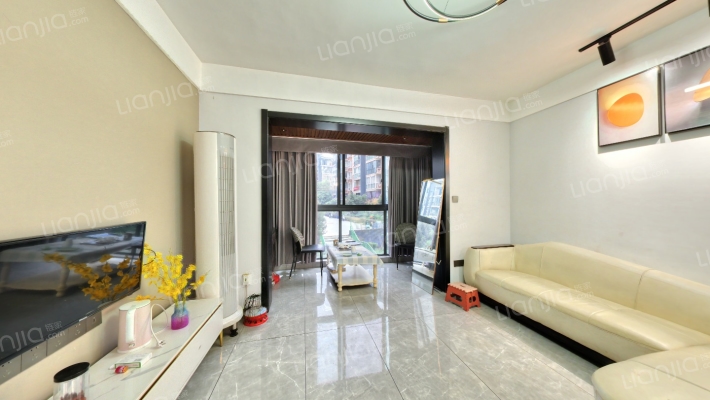 歌乐康居苑二手房实景图