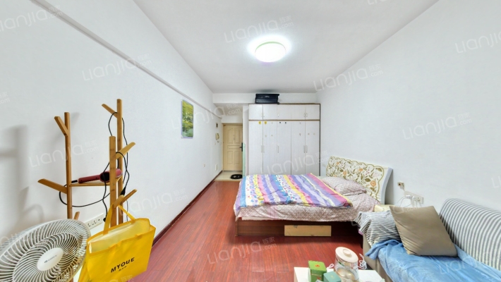 五岳国际二手房实景图