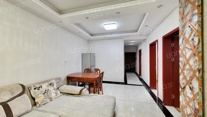 香域华府二手房实景图