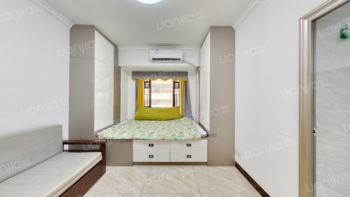 越秀芳华轩二手房实景图