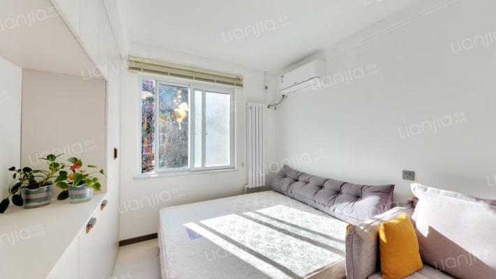 新外大街甲8号院二手房实景图