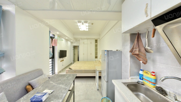 新世界广场二手房实景图