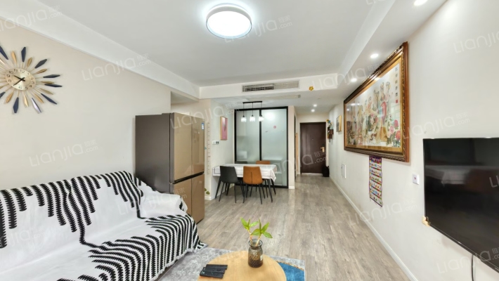 天誉名邸二手房实景图