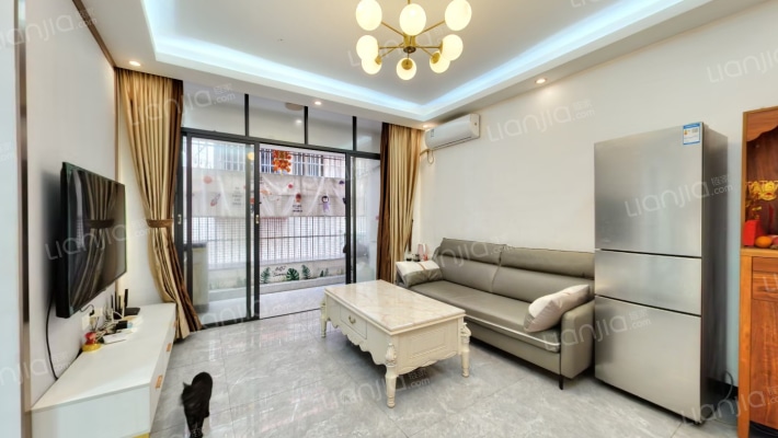 澳邻新座二手房实景图