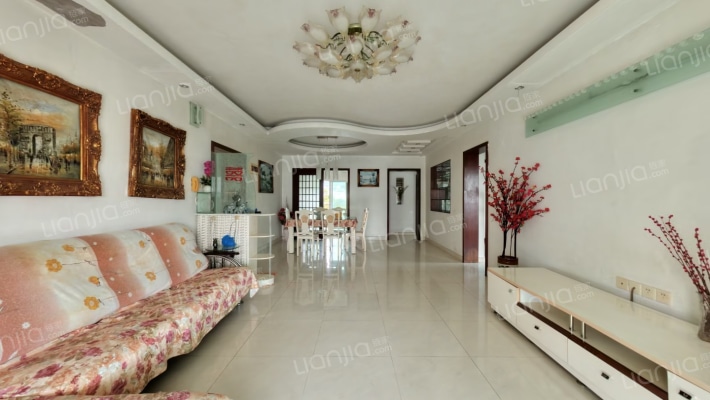 棕榈滩花园二手房实景图