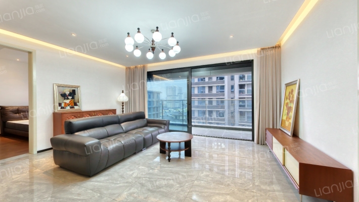 绿城·凤栖鹭鸣二手房实景图