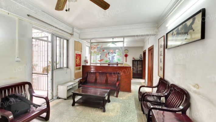 天河军休三所二手房实景图