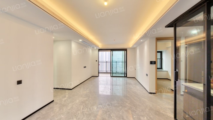 长沙北中心保利时代J区二手房实景图