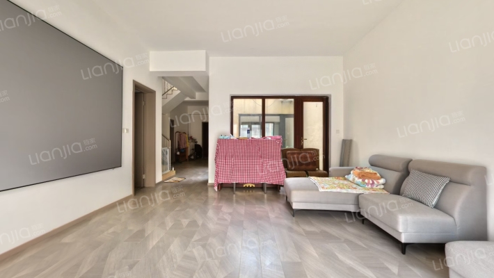 海尔产城创原乡小镇二手房实景图