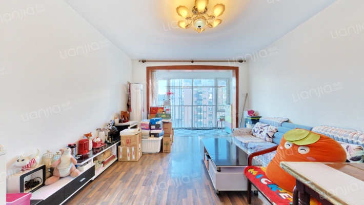 在水一方二手房实景图